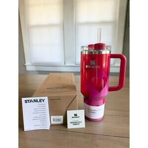 Stanley Valentine's Day 40 oz Stainless Steel H2.0 Flowstate Quencher Tumbler